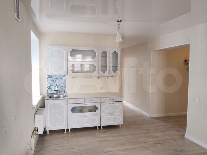 2-к. квартира, 49 м², 10/11 эт.