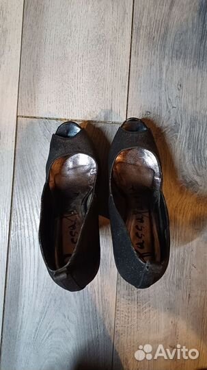 Туфли женские 39 размер черные