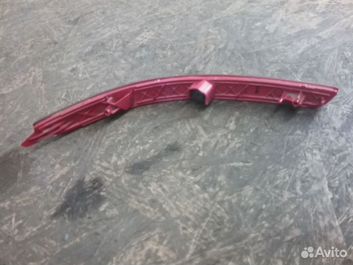 Светоотражатель заднего бампера правый KIA Rio 3 Restail Sedan