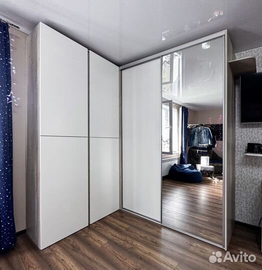 Угловой шкаф