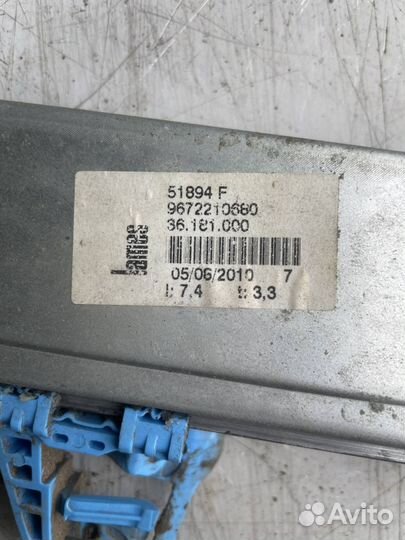 Стеклоподъемник передний правый Citroen C3 Picasso