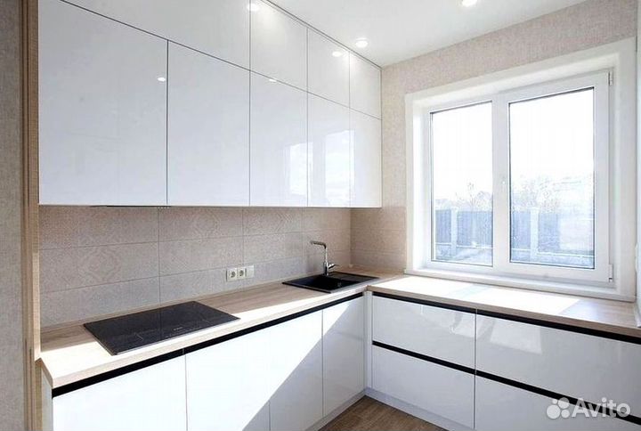 Кухонный гарнитур угловой в потолок на заказ