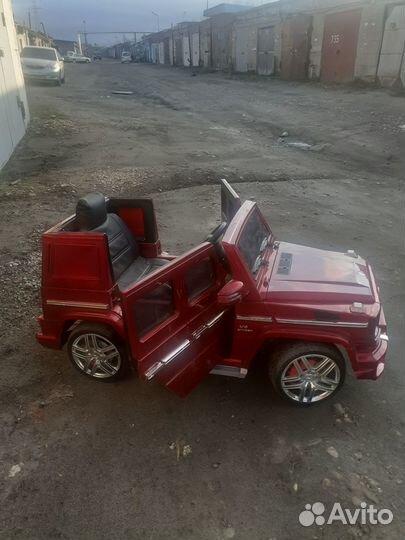 Детская машина на аккумуляторе