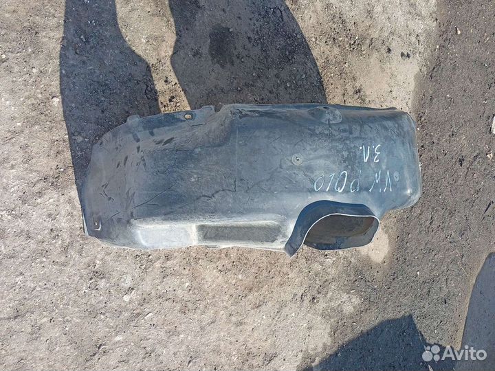 Подкрылок volkswagen polo задний левый