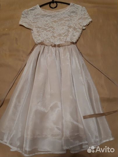 Платье на девочку 8-10 лет