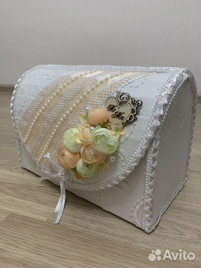 Свадебная казна (сундучок)