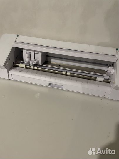 Плоттер silhouette cameo 4