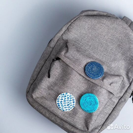 Набор значков с холстом Малевичъ, 3 шт новые