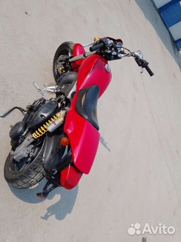 Сузуки Стрит