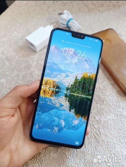 Телефон Honor 8X
