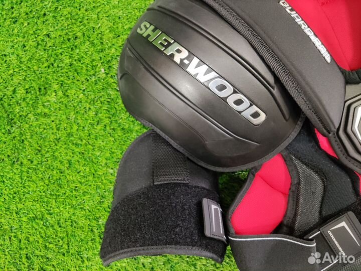 Нагрудник хоккейный (хоккейная форма)