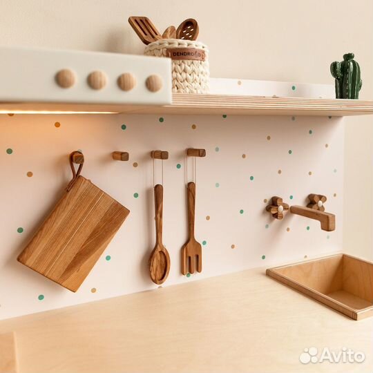 Детская деревянная кухня