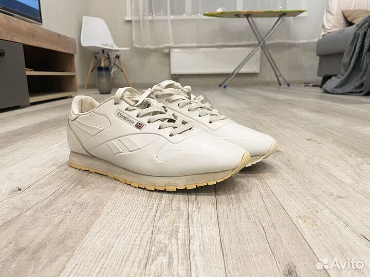 Кроссовки reebok белые