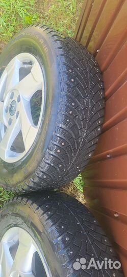 Bfgoodrich g-force stud 215 65 r16