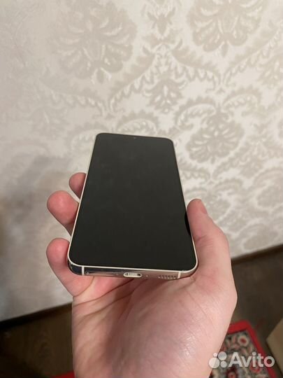 Samsung Galaxy S23, 8/128 ГБ