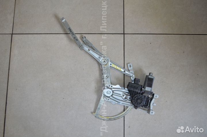 Стеклоподъемник передний Astra H 13100418 13100417