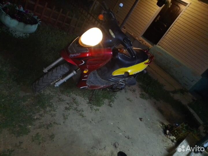 Продаю скутер