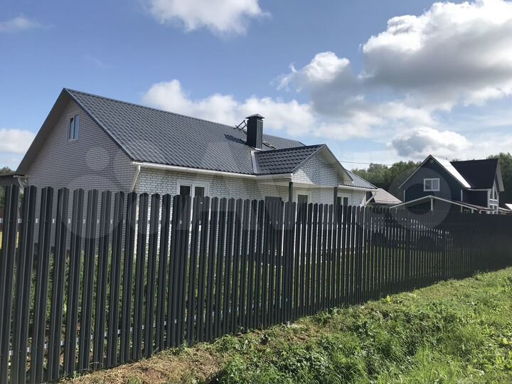 Дом 135 м² на участке 10 сот.