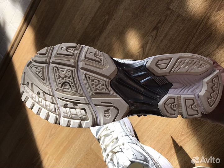 Asics Gel-kayano 14