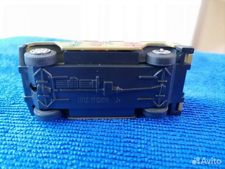 Модель автомобиля Хаммер, металл