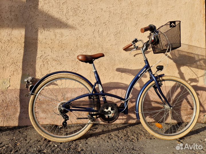 Велосипед женский с корзиной b'twin