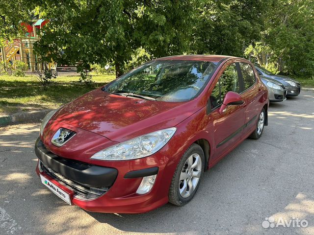 Peugeot 308 1.6 AT, 2008, 145 000 км с пробегом, цена 397000 руб.