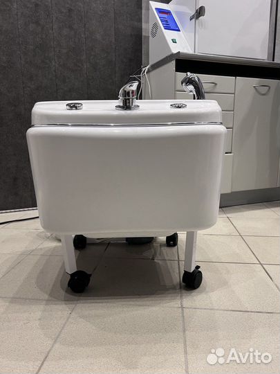 Ванночка для ног с гидромассажем и подсветкой