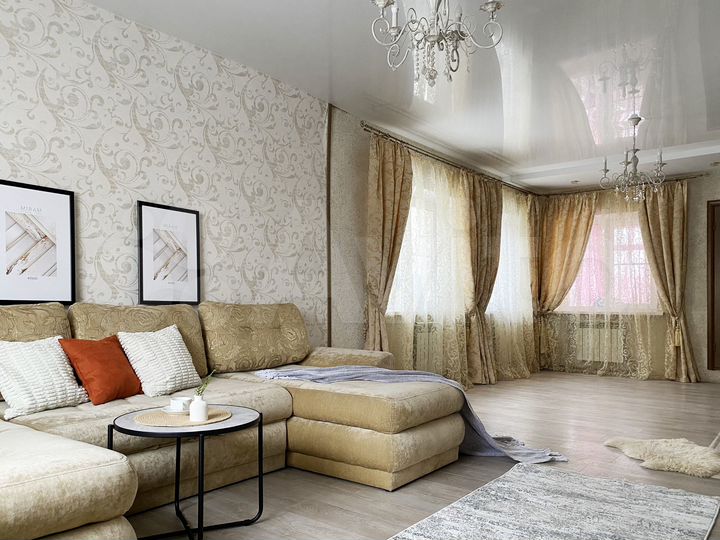 Дом 194 м² на участке 8 сот.