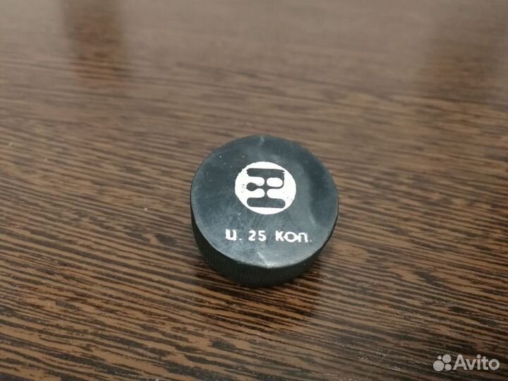 Продам шайбу сувенирную 