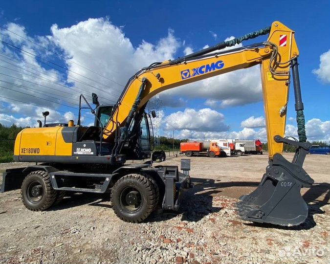 Колёсный экскаватор XCMG XE180WD, 2023