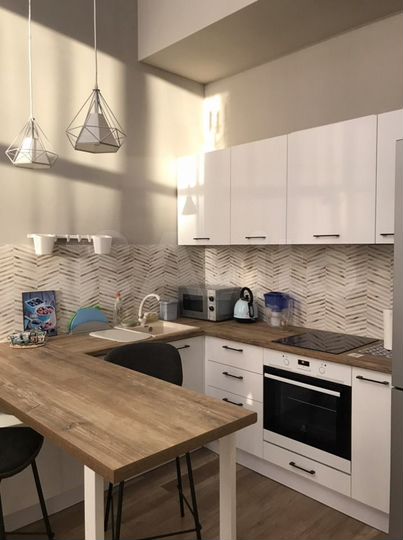 1-к. квартира, 43 м², 1/15 эт.