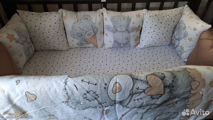 Комплект в детскую кроватку бортики