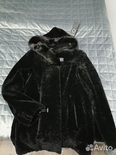 Продам шубу мутоновую