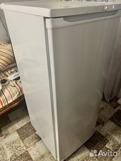 Холодильник бирюса