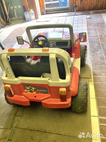 Детская машина Peg-Perego Jeep Ranger