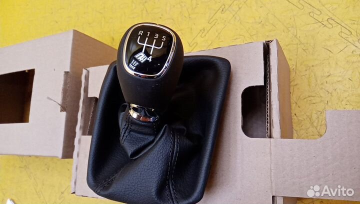 Ручка селектора Karoq