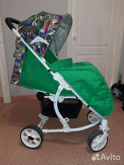 Прогулочная коляска как новая