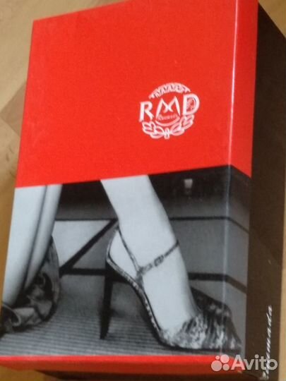 Кожаные босоножки женские чёрные 37-38