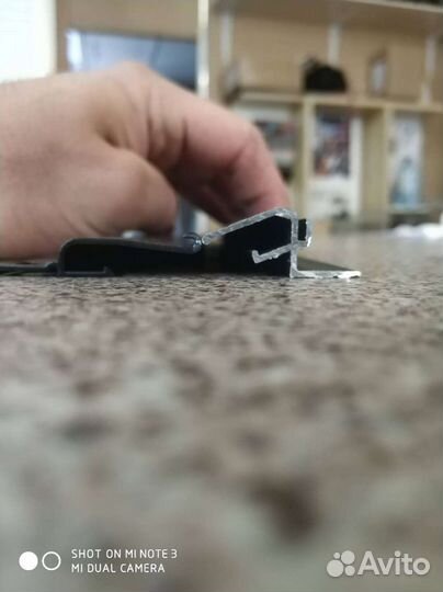 Теневой профиль для натяжных потолков