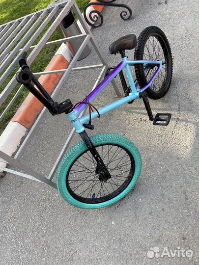 Трюковой велосипед bmx