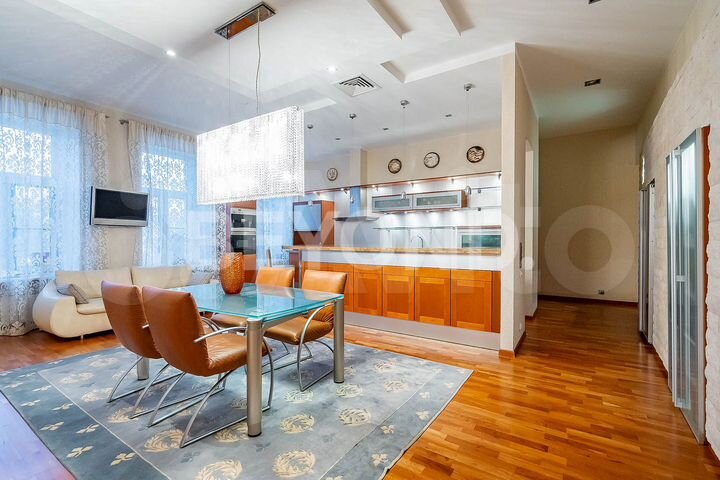 5-к. квартира, 256,2 м², 2/5 эт.