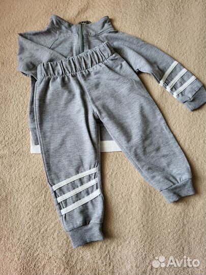 Спортивный костюм для малышей