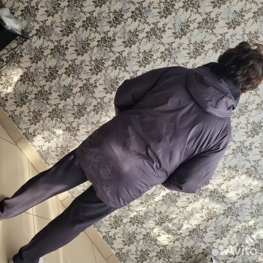 Куртка женская 56