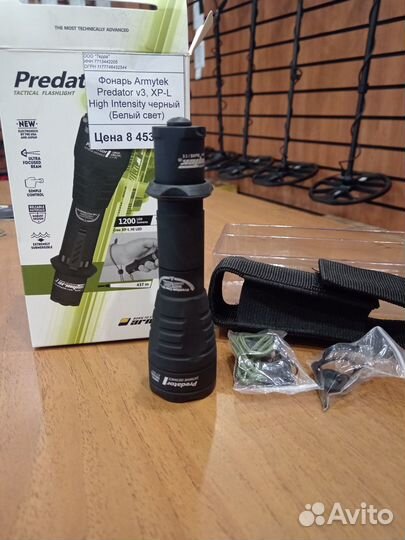 Фонарь Armytek Predator v3, XP-L High Intensity