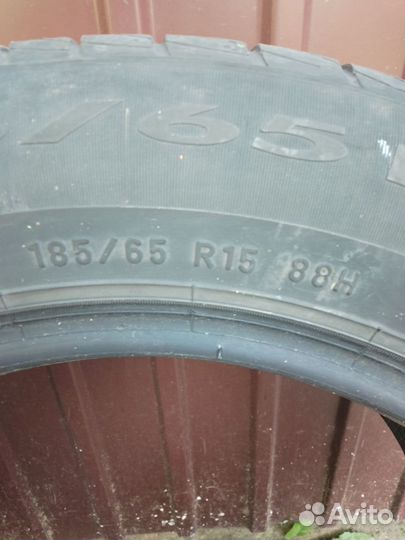 Pirelli Cinturato P1 185/65 R15 88H