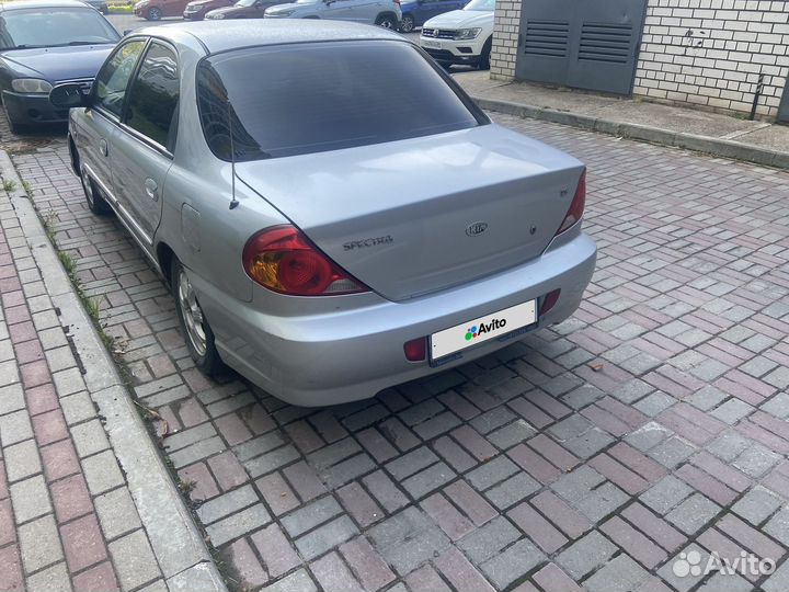 Kia Spectra, 2006
