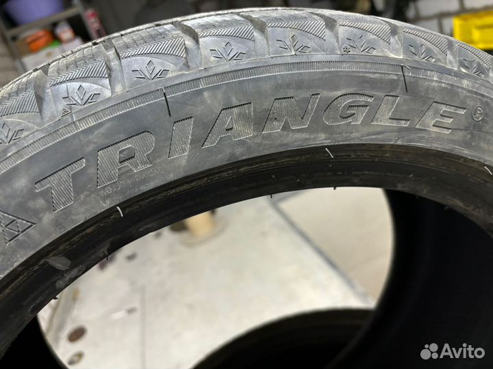 Triangle Snowlink TWT02 255/40 R18 100H