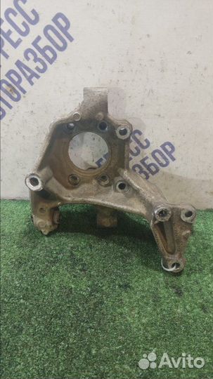 Поворотный кулак задний левый Volkswagen Tiguan