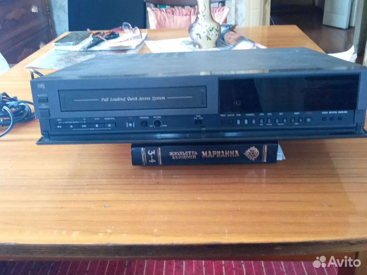 Кассетный видеомагнитофон М-109сн mechel