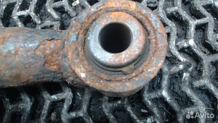 Рычаг подвески Lexus LX, 2002